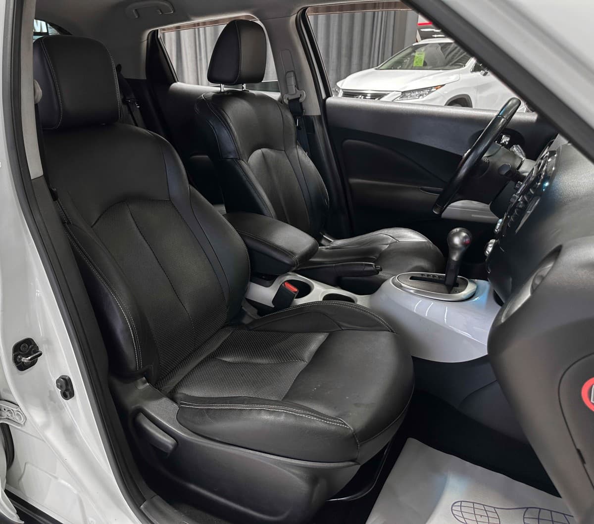 Nissan Juke - фото 15