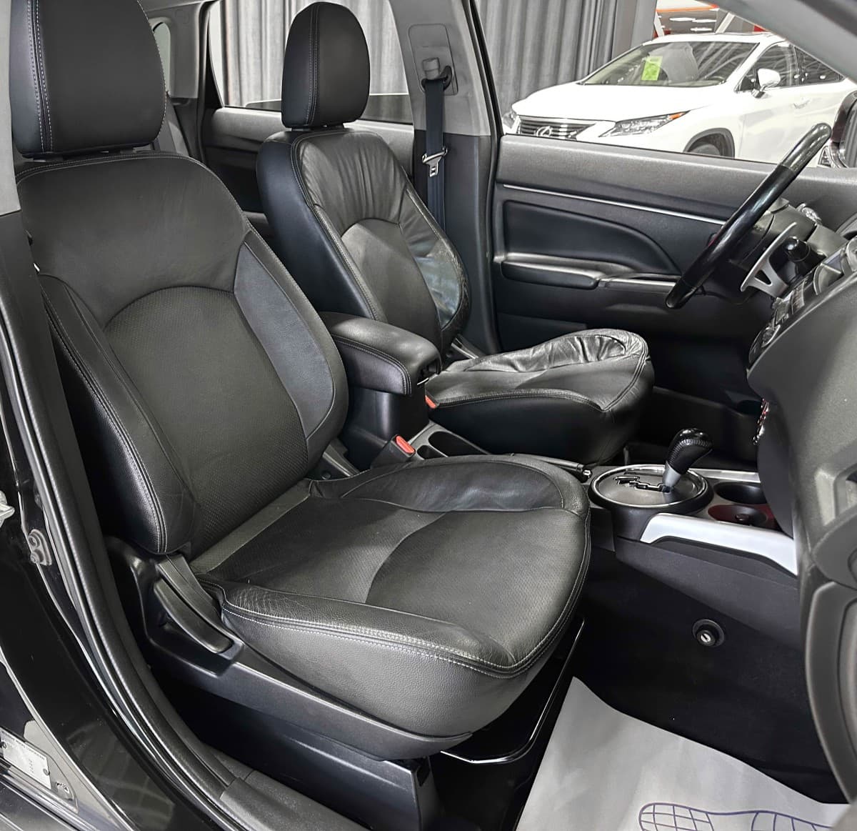 Mitsubishi ASX - фото 15