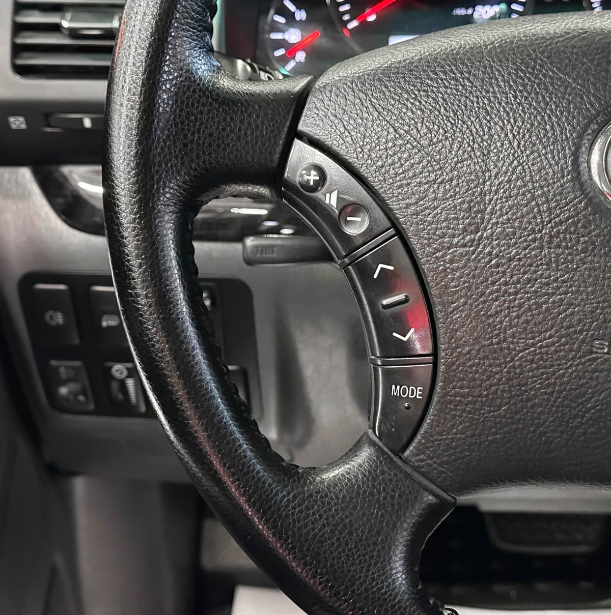 Toyota Land Cruiser Prado - фото 21