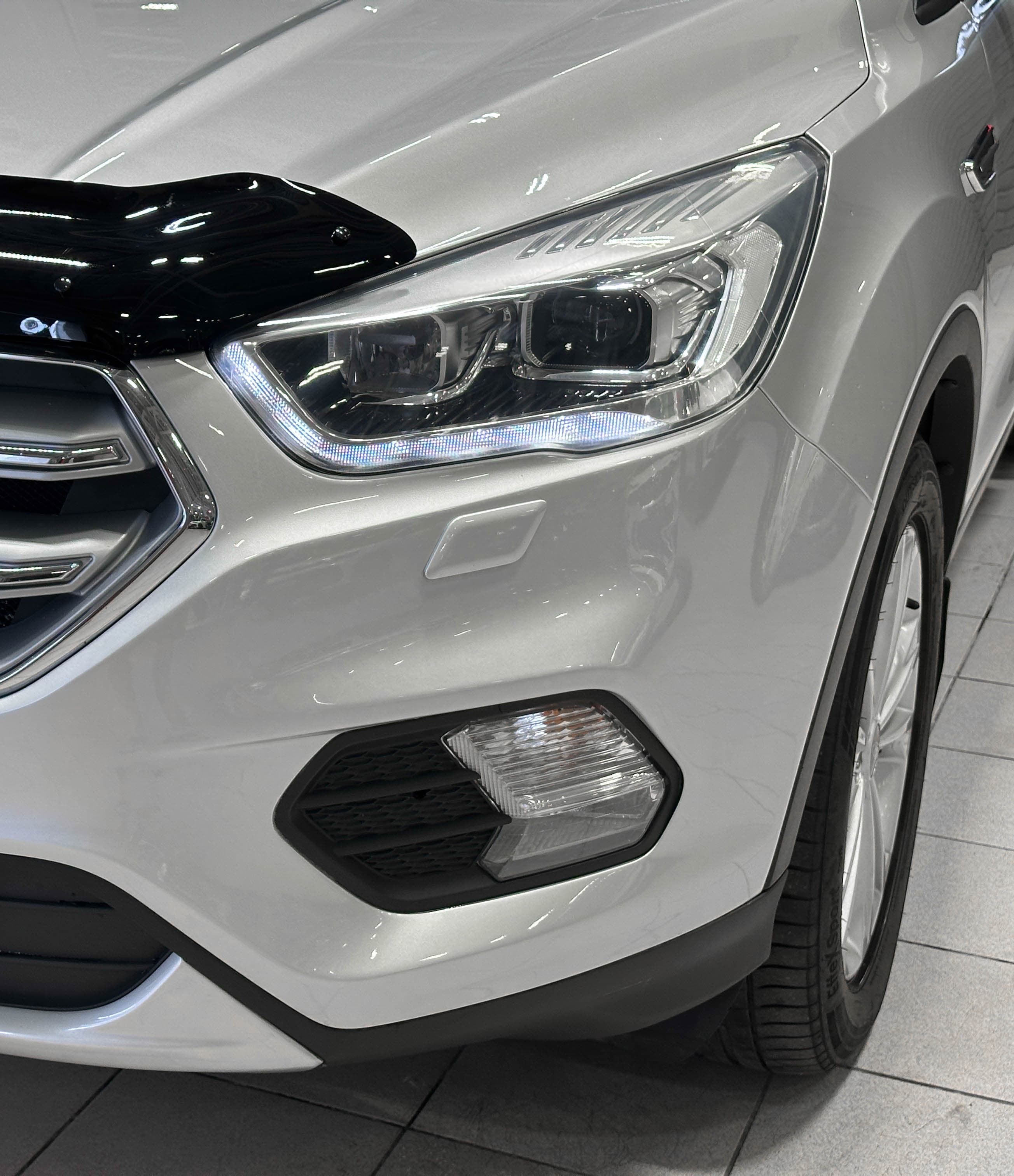Ford Kuga - 3