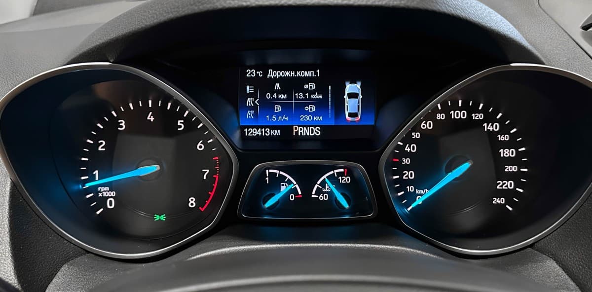 Ford Kuga - фото 19