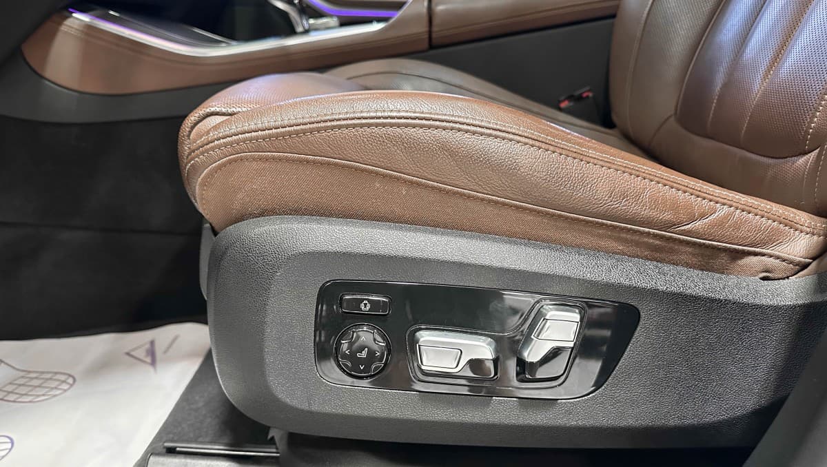 BMW X5 - фото 14