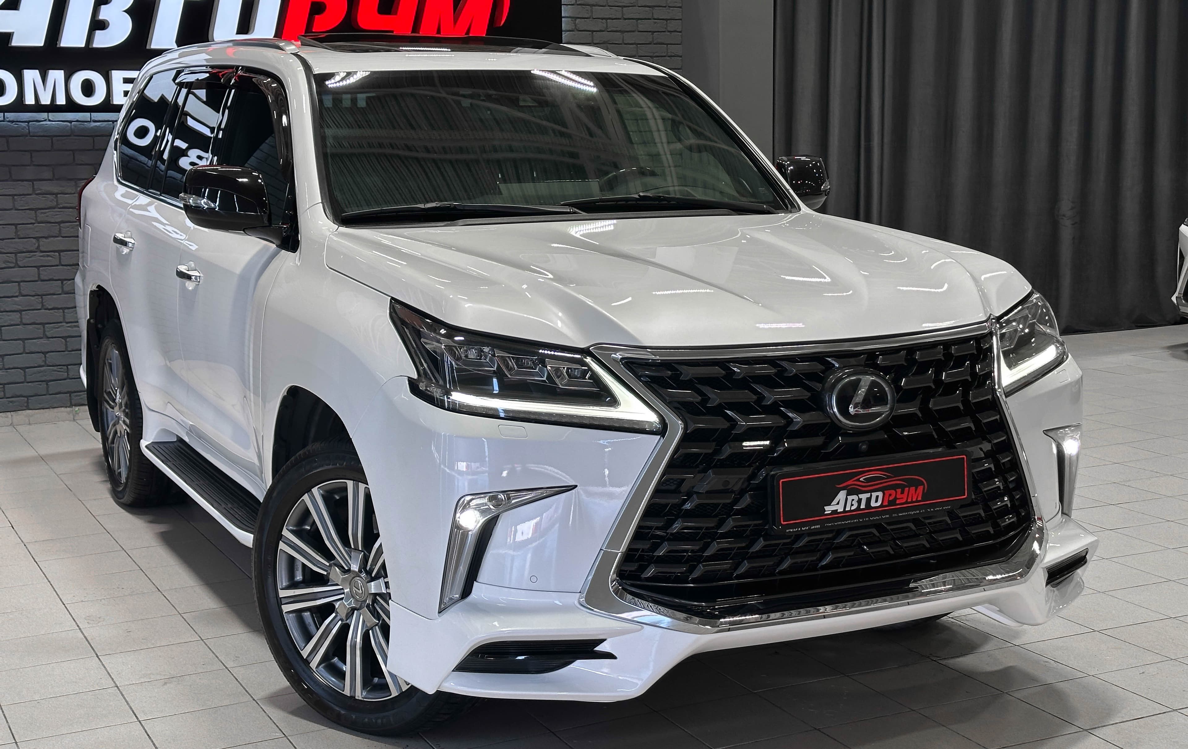 Lexus LX570 - 5