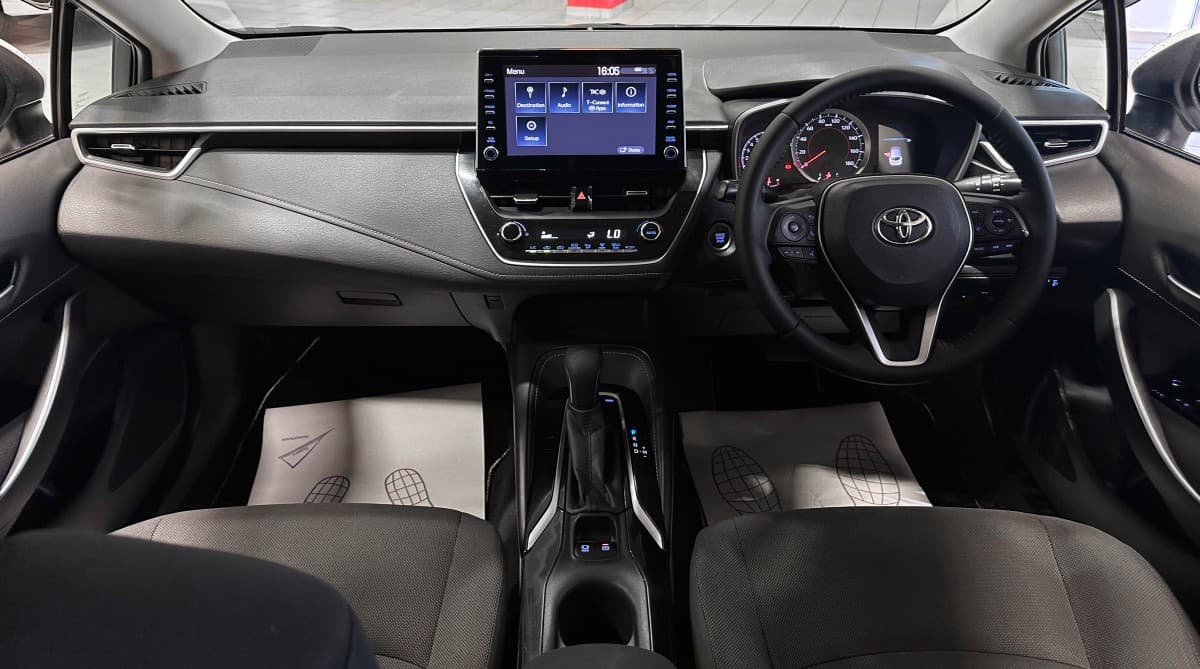 Toyota Corolla Touring - фото 23