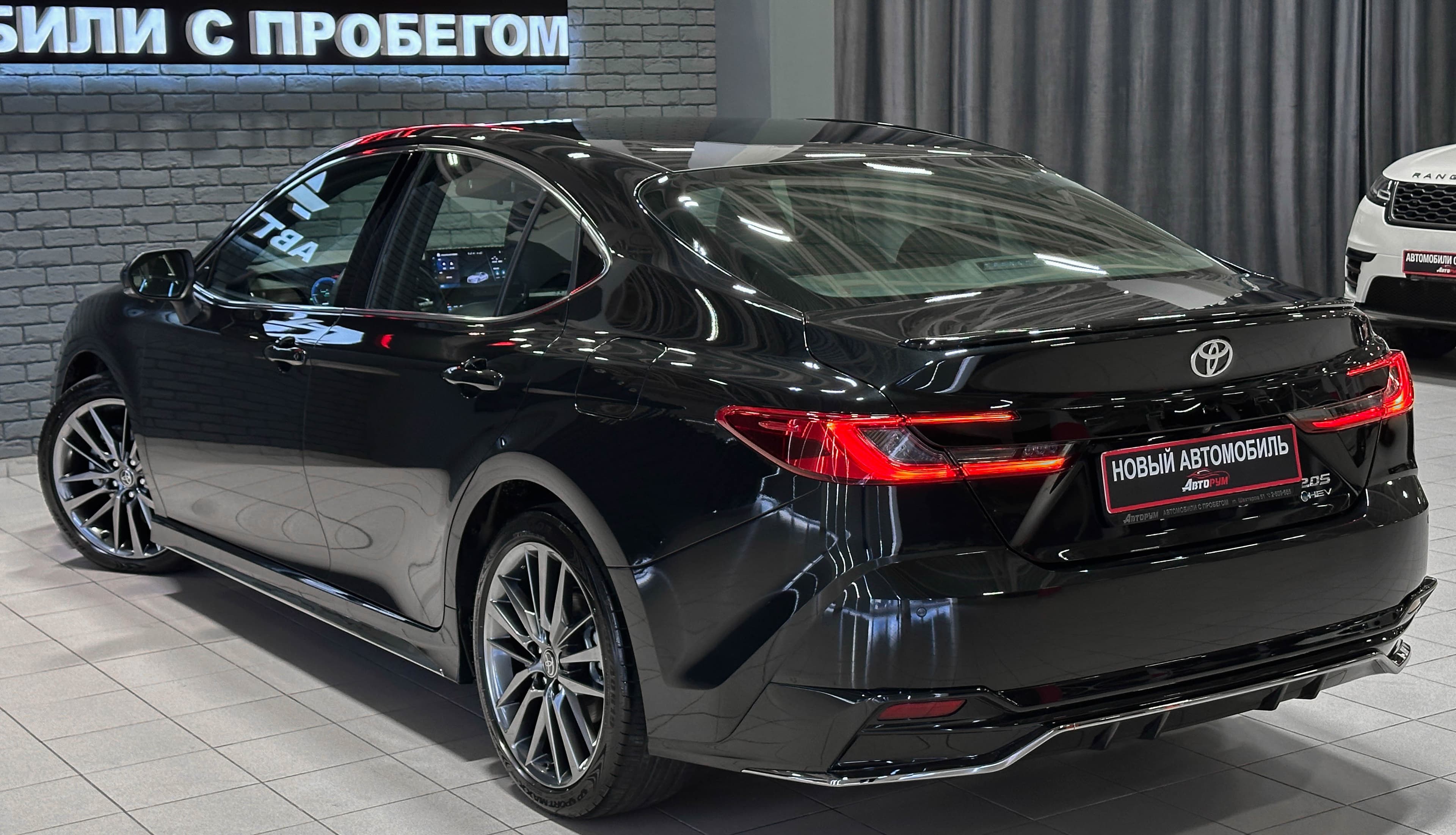 Toyota Camry - фото 11
