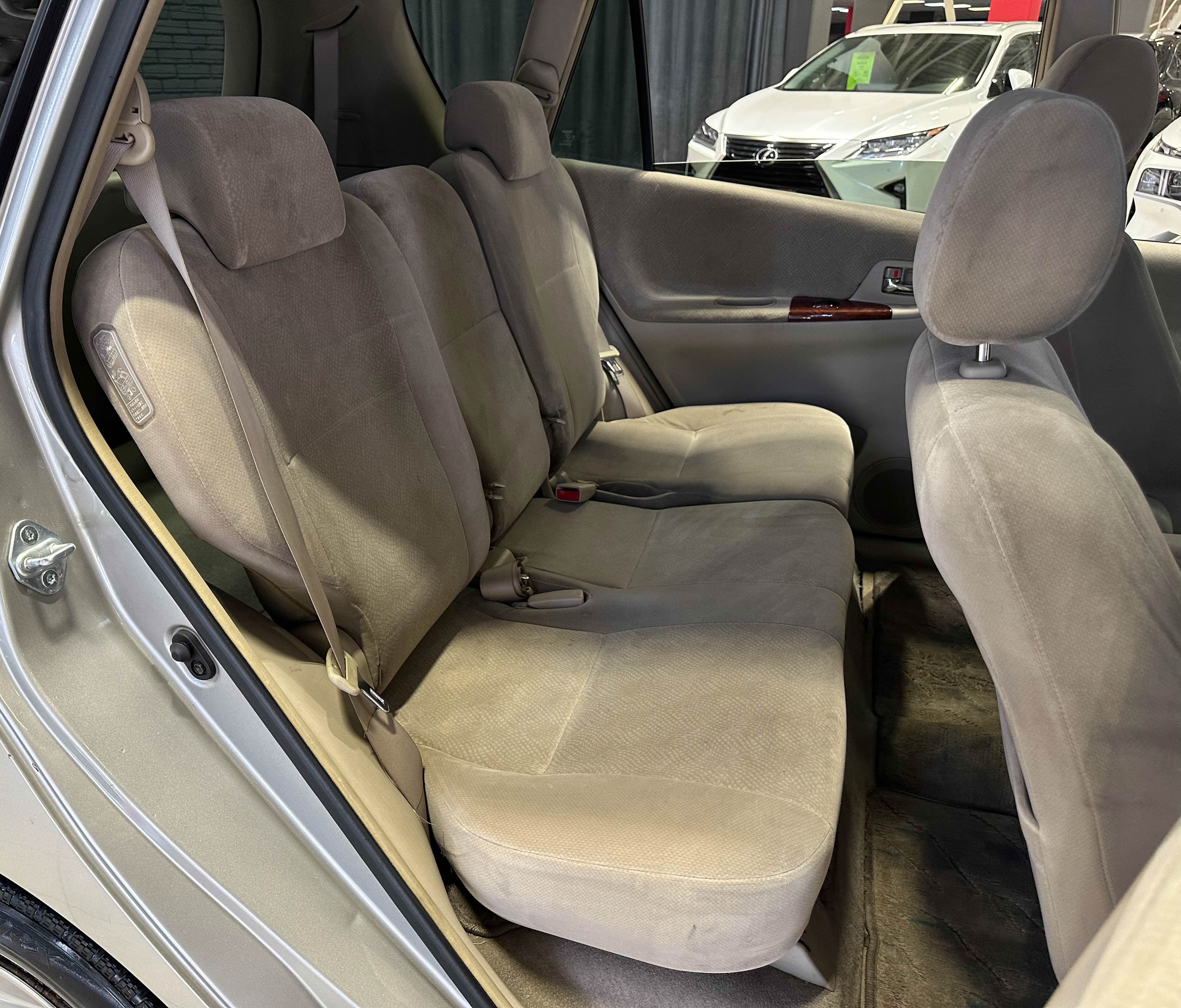 Toyota Corolla Spacio - фото 12