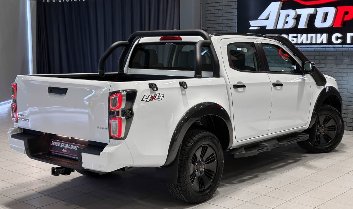 Isuzu D-Max - фото 7