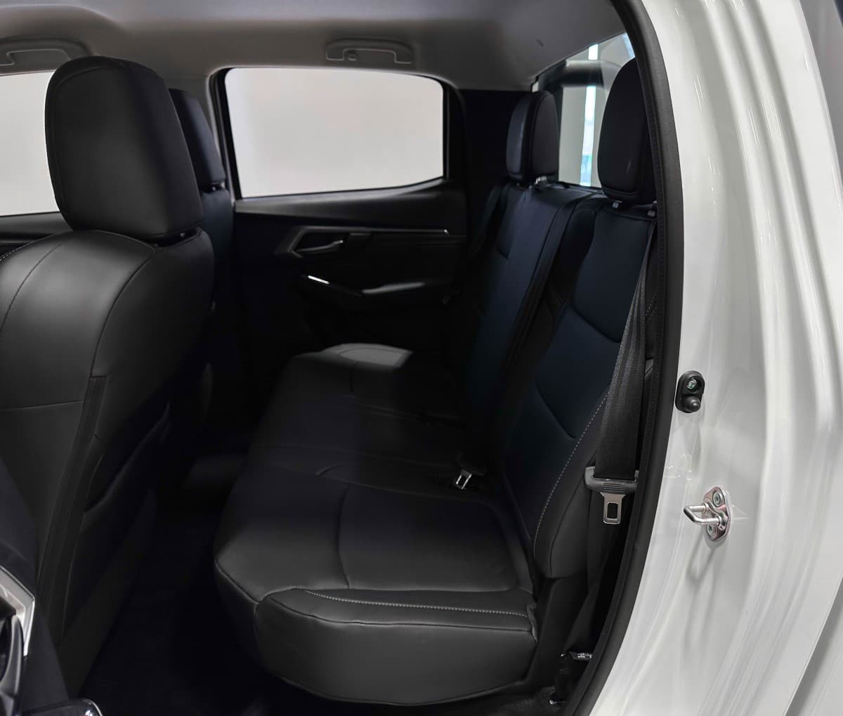 Isuzu D-Max - фото 15