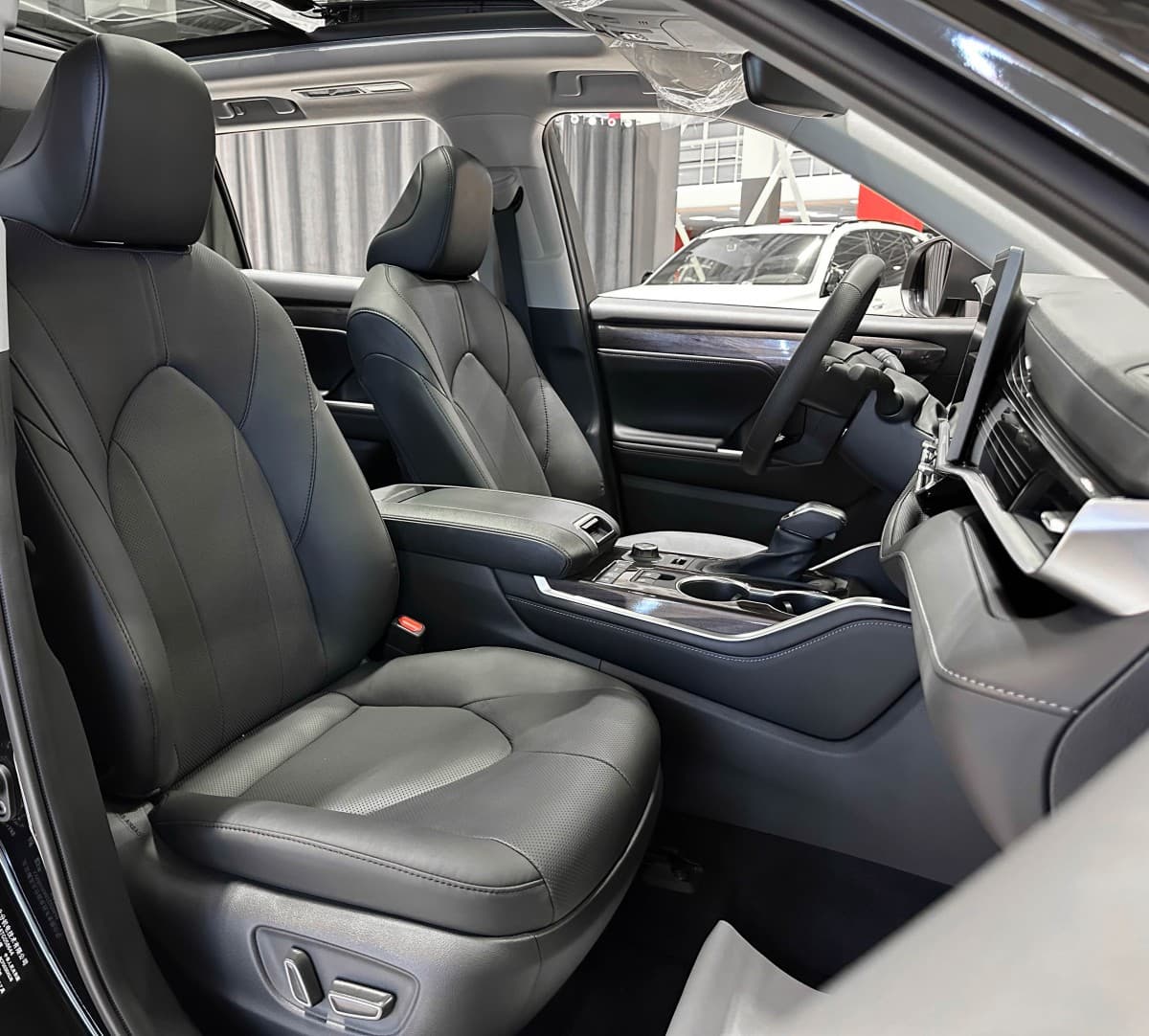 Toyota Highlander - фото 17