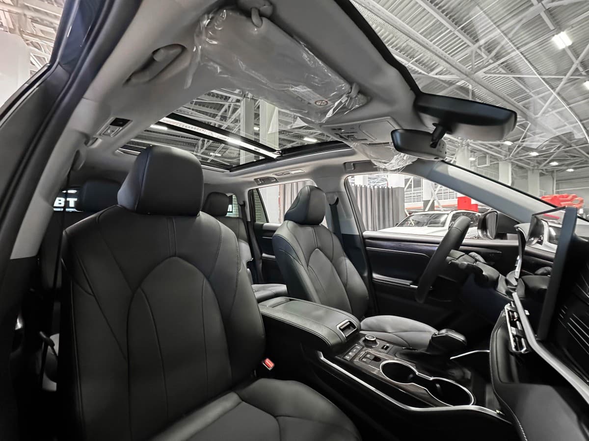 Toyota Highlander - фото 16
