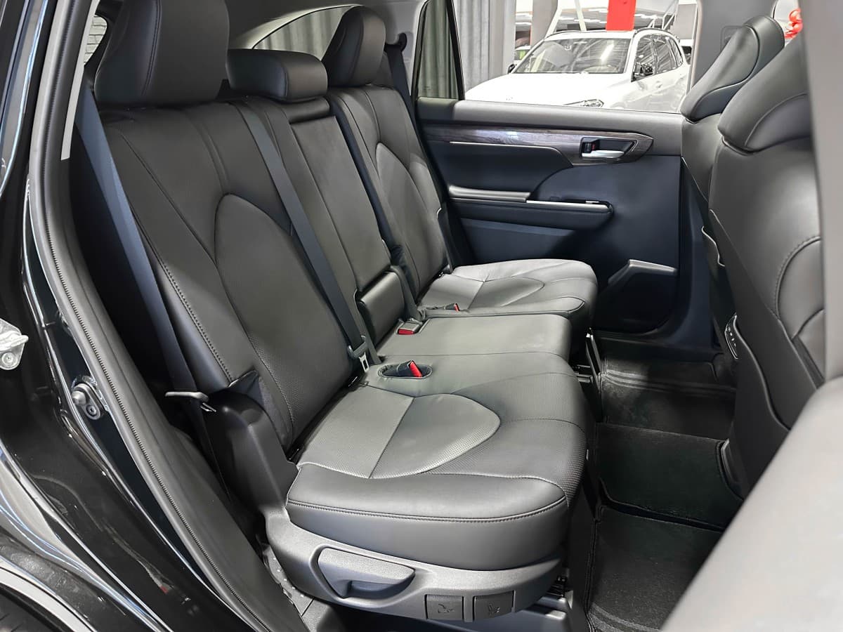 Toyota Highlander - фото 15