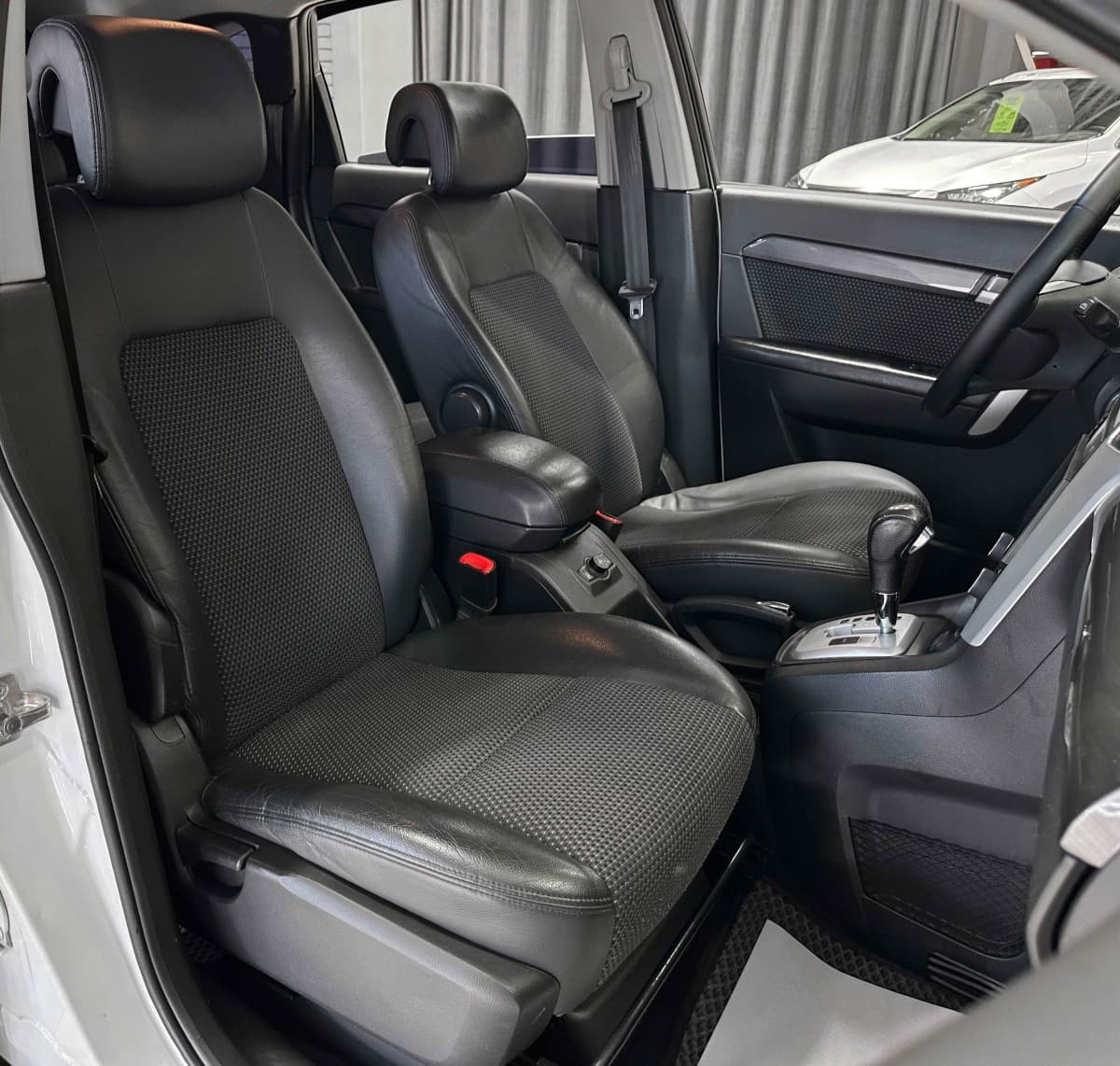 Chevrolet Captiva - фото 15
