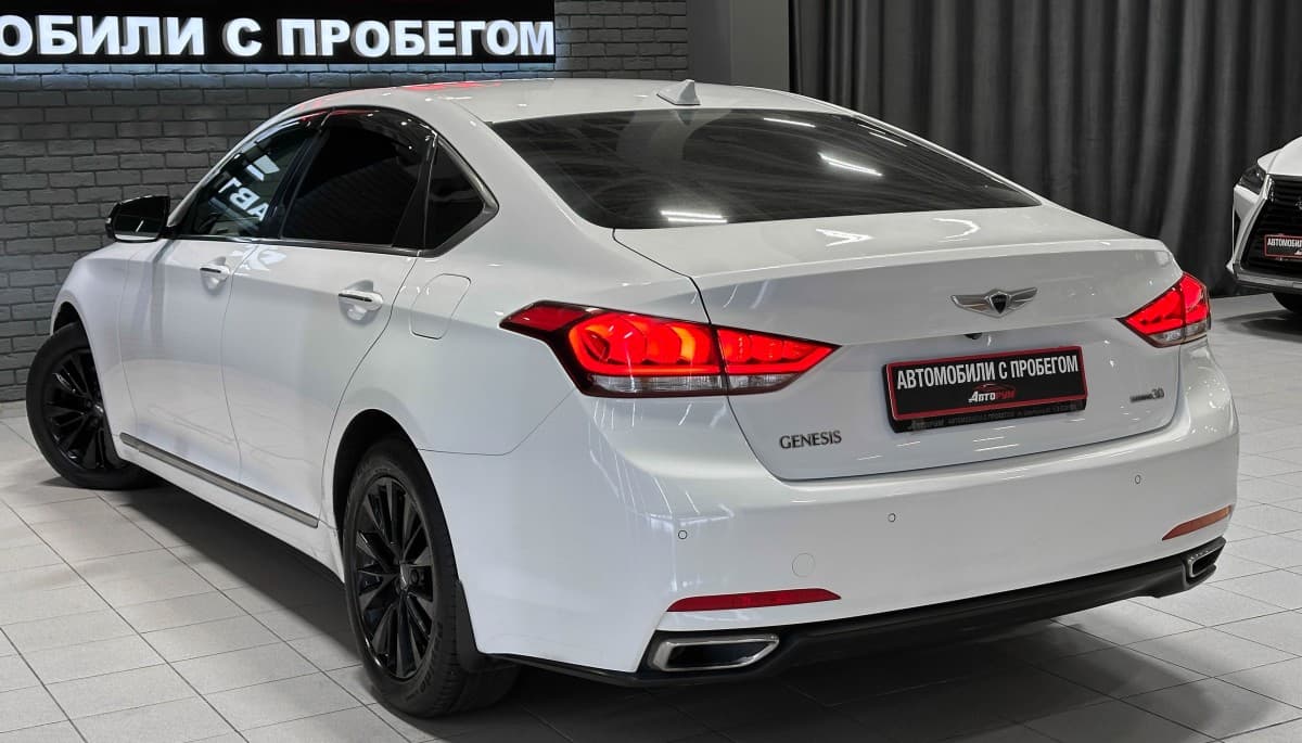 Hyundai Genesis - фото 9