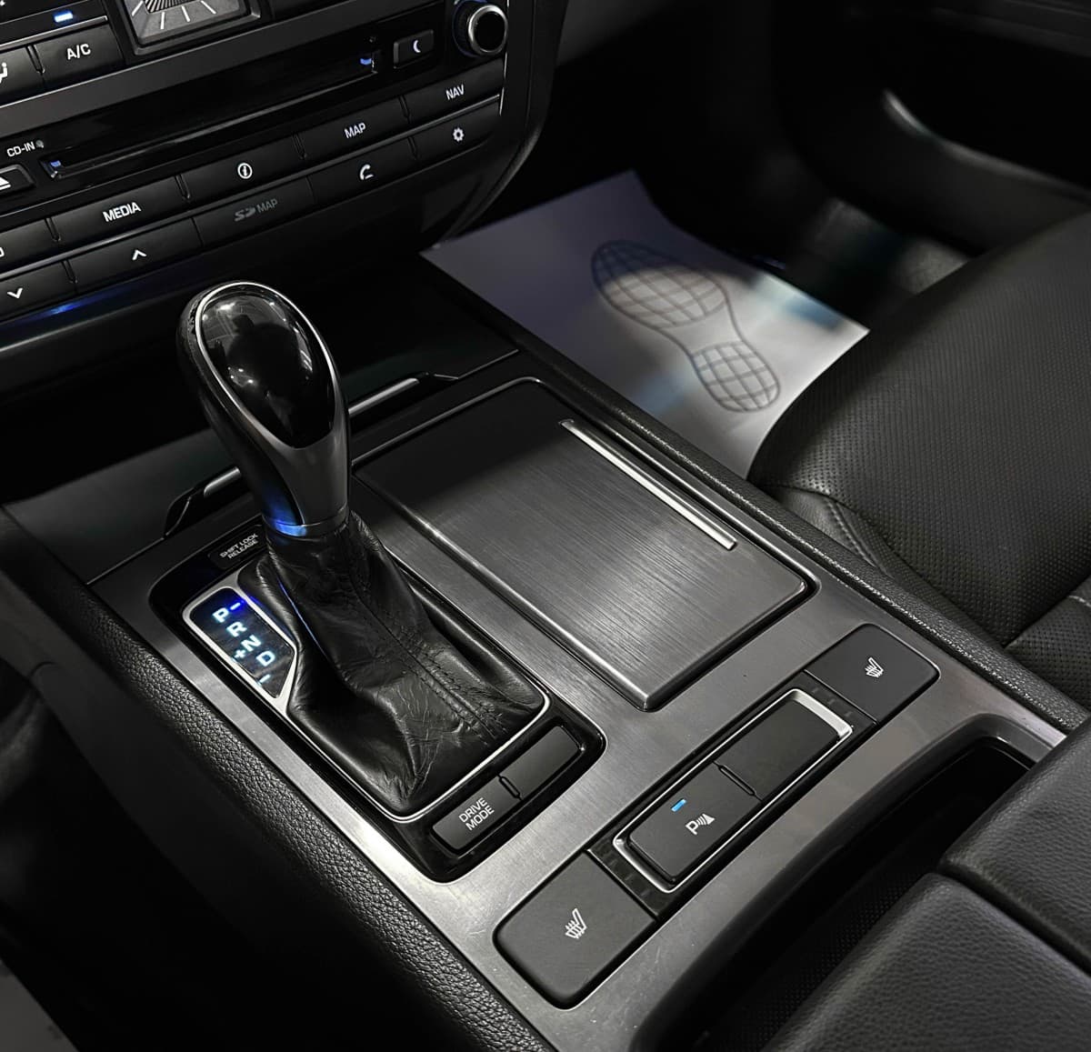 Hyundai Genesis - фото 25