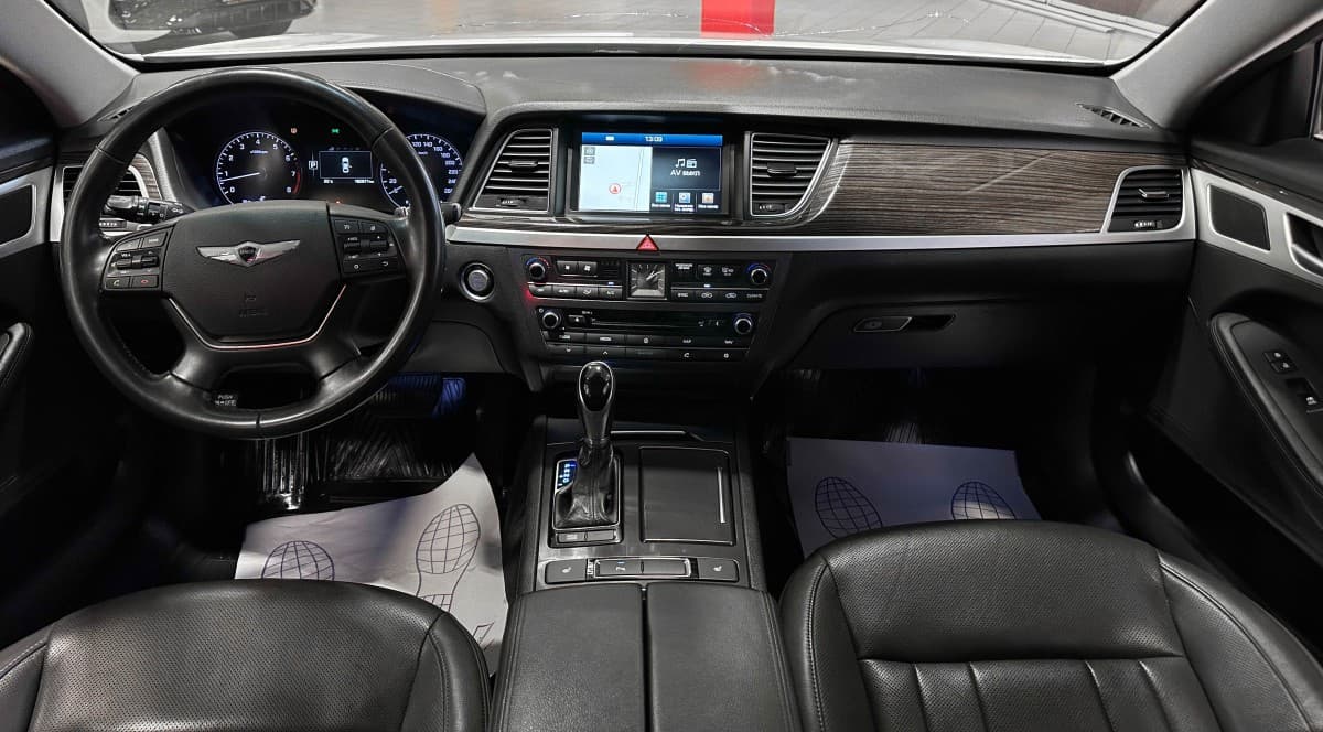 Hyundai Genesis - фото 27