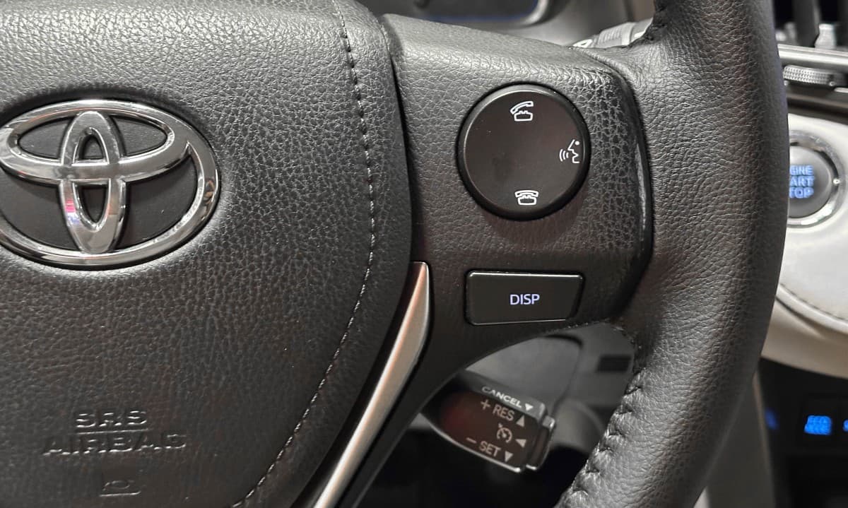 Toyota RAV4 - фото 21
