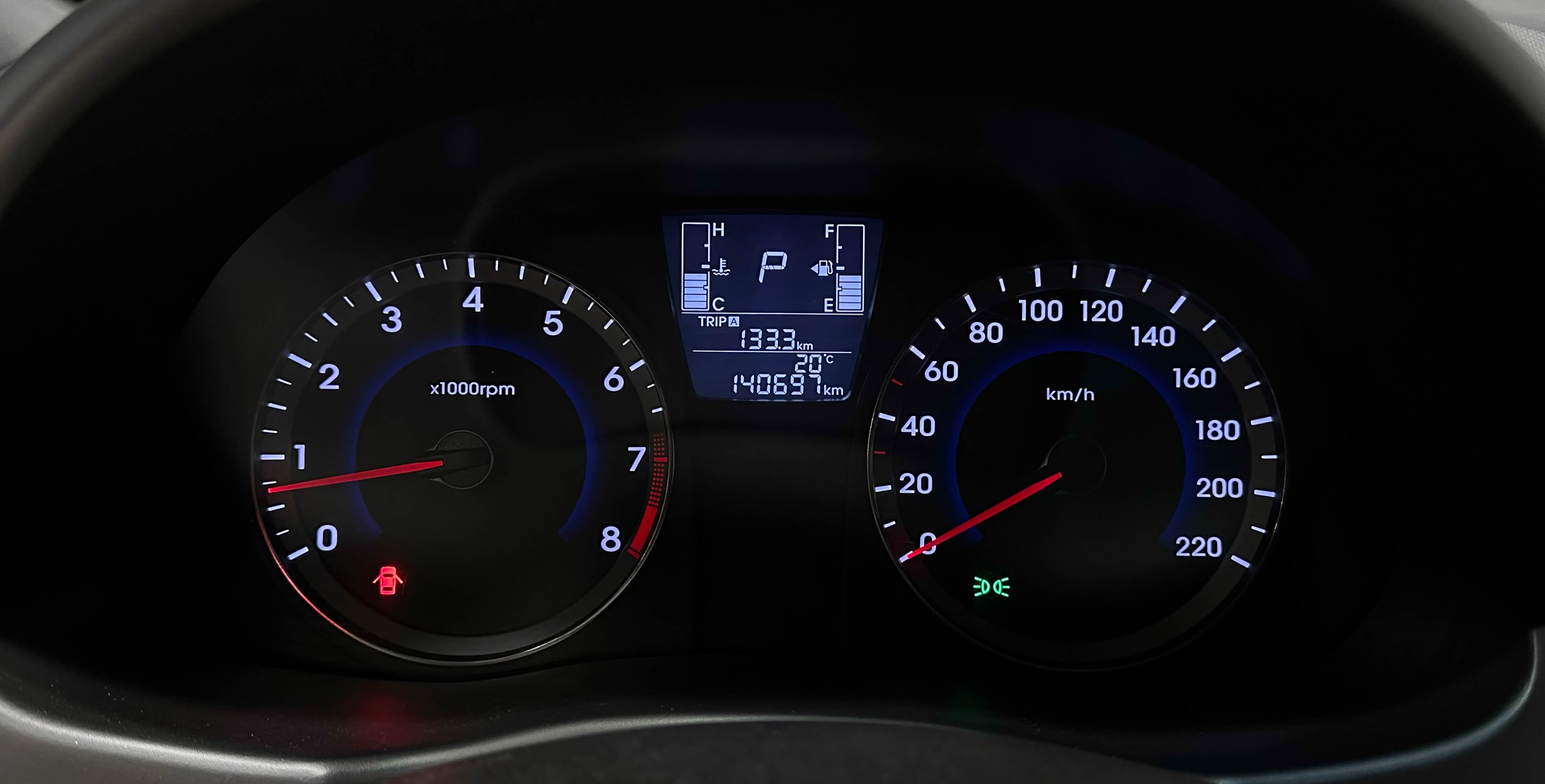 Hyundai Solaris - фото 19