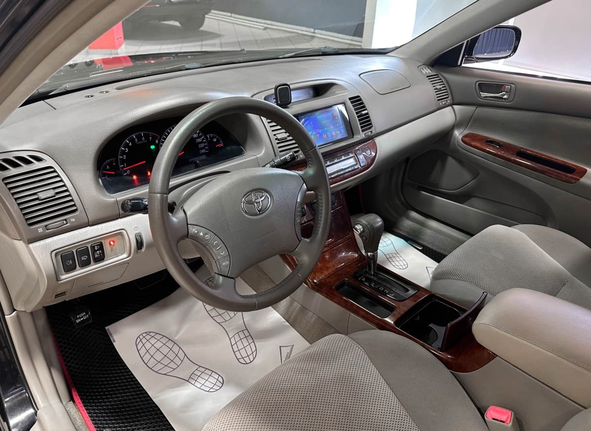 Toyota Camry - фото 10