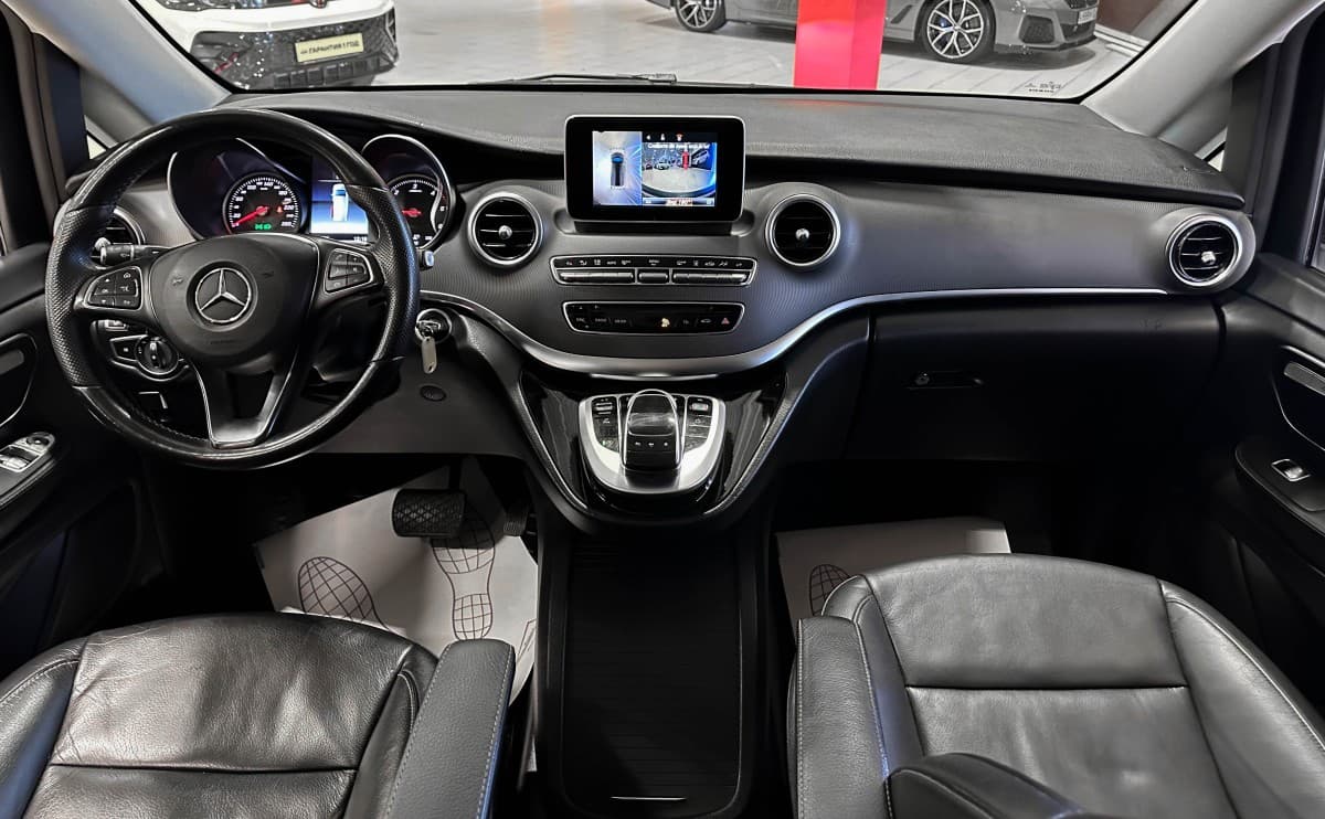Mercedes-Benz V-Класс - фото 31