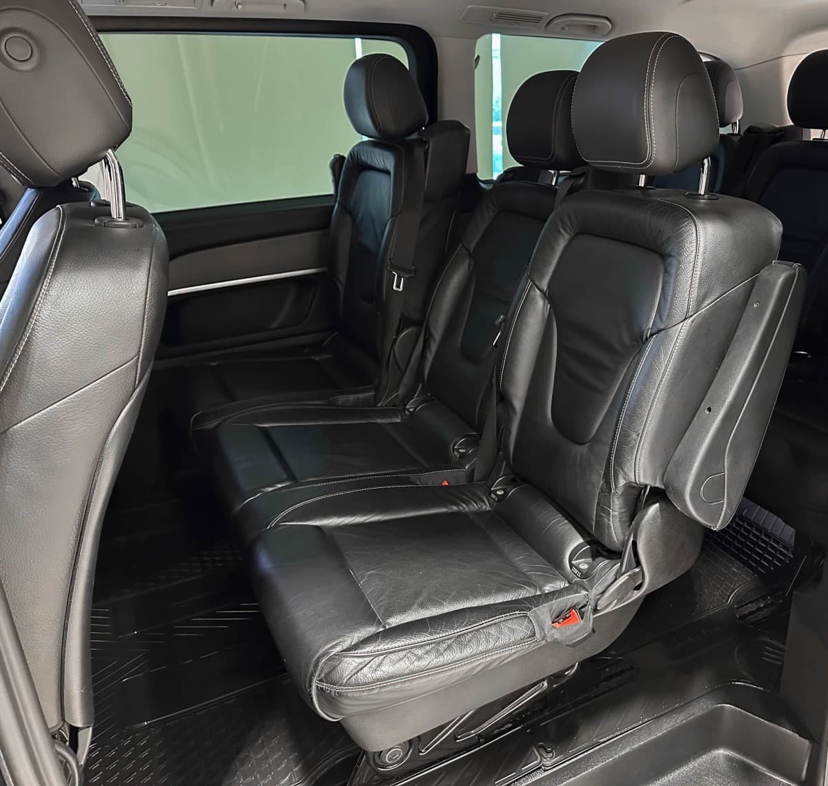Mercedes-Benz V-Класс - фото 13