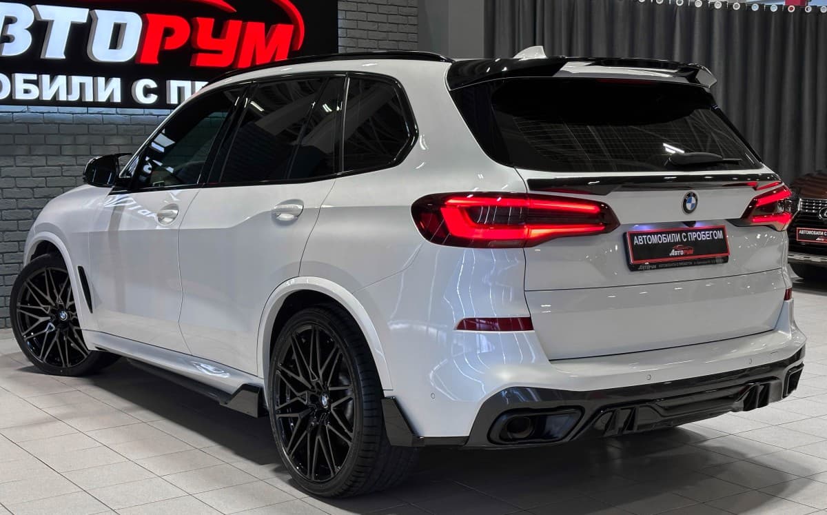 BMW X5 - фото 9
