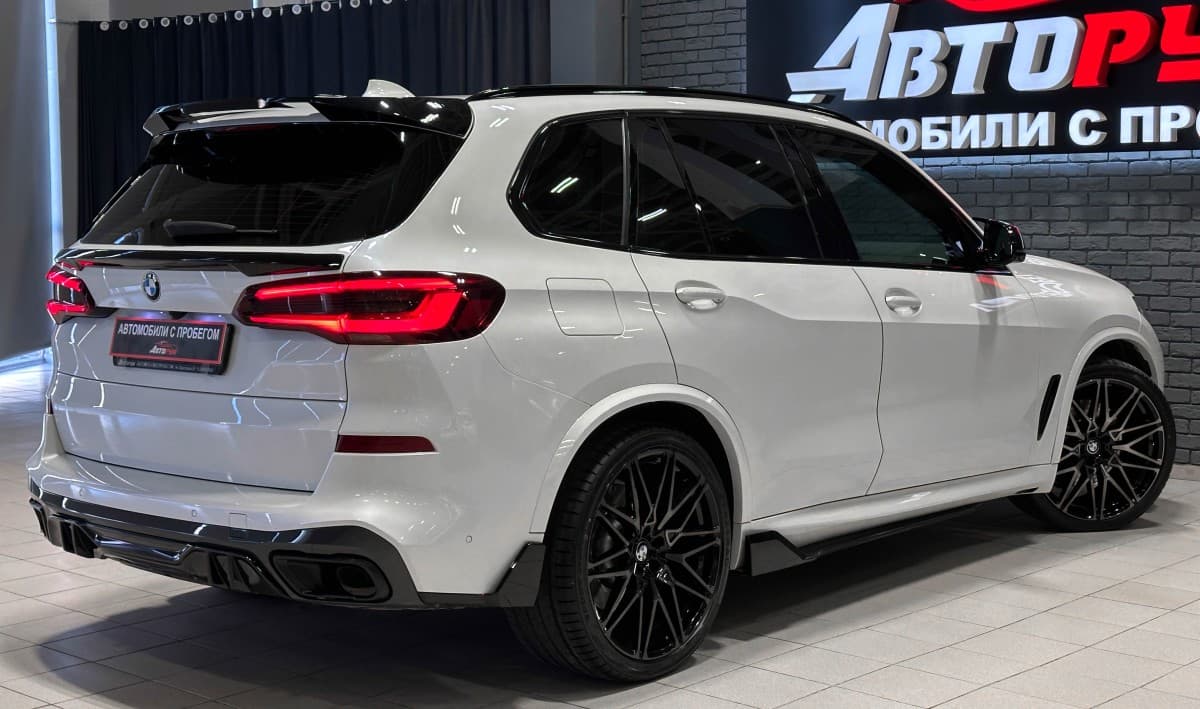 BMW X5 - фото 6