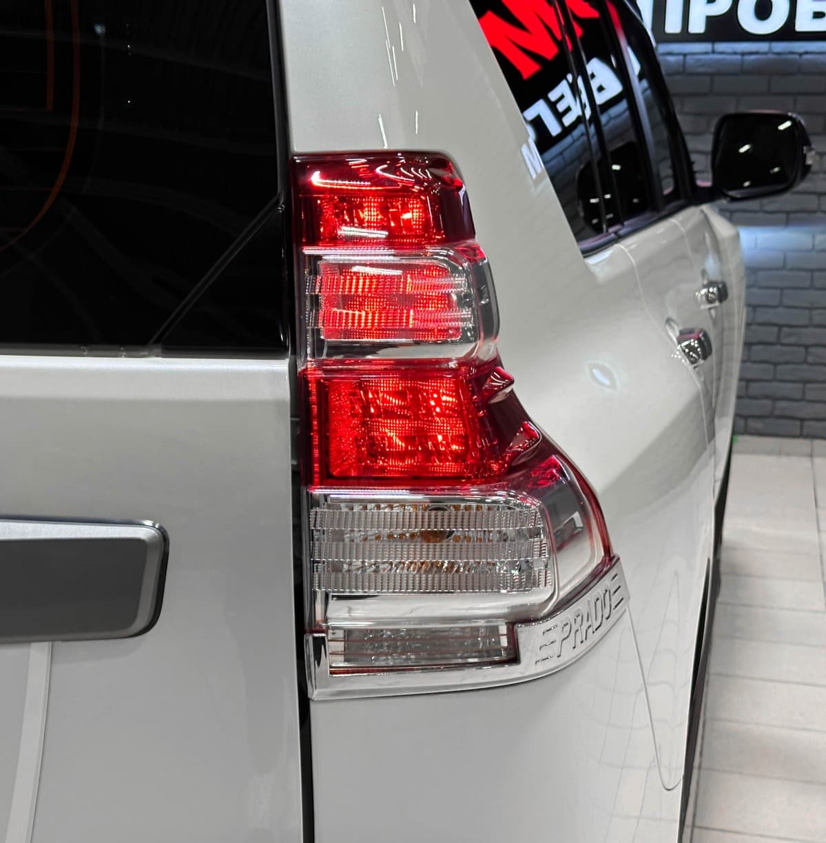 Toyota Land Cruiser Prado - фото 8