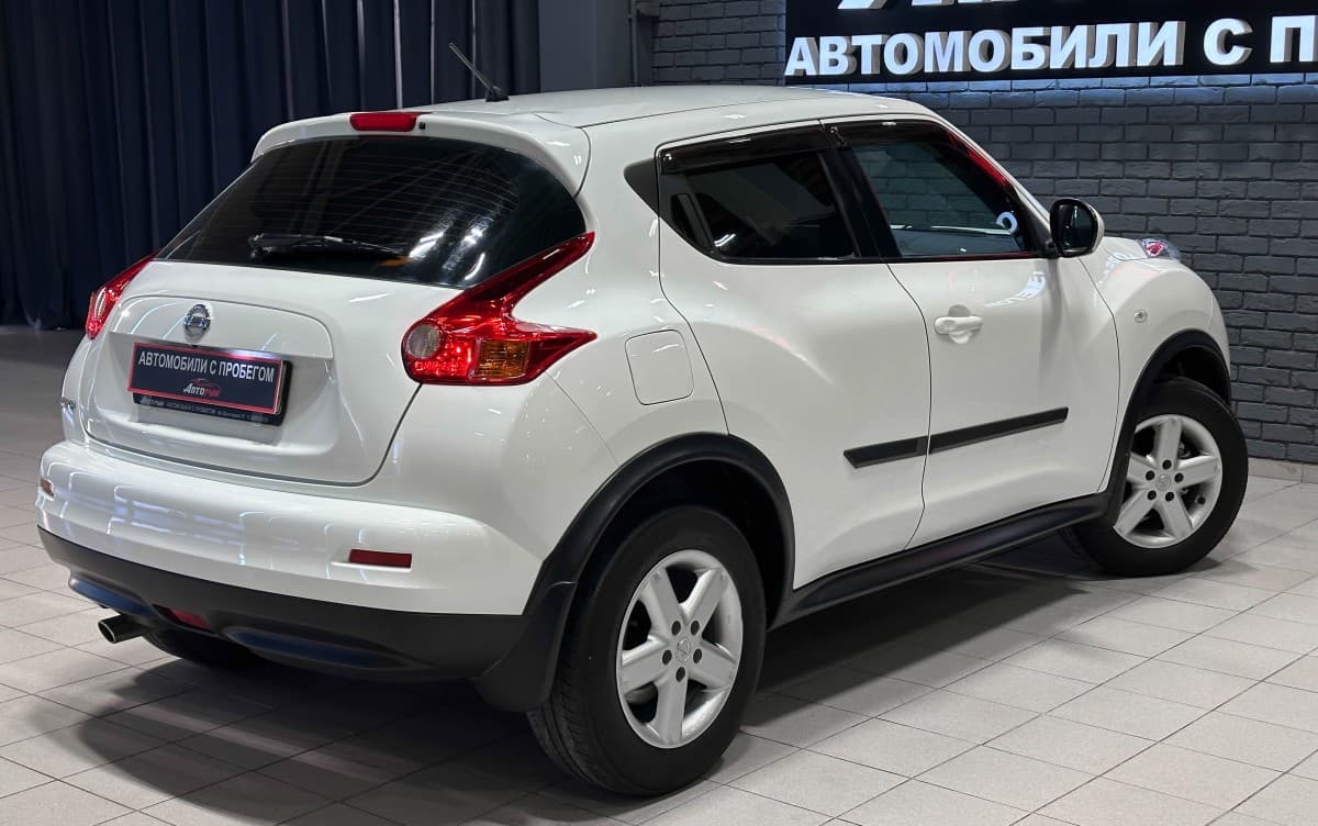 Nissan Juke 1.6 - фото 6