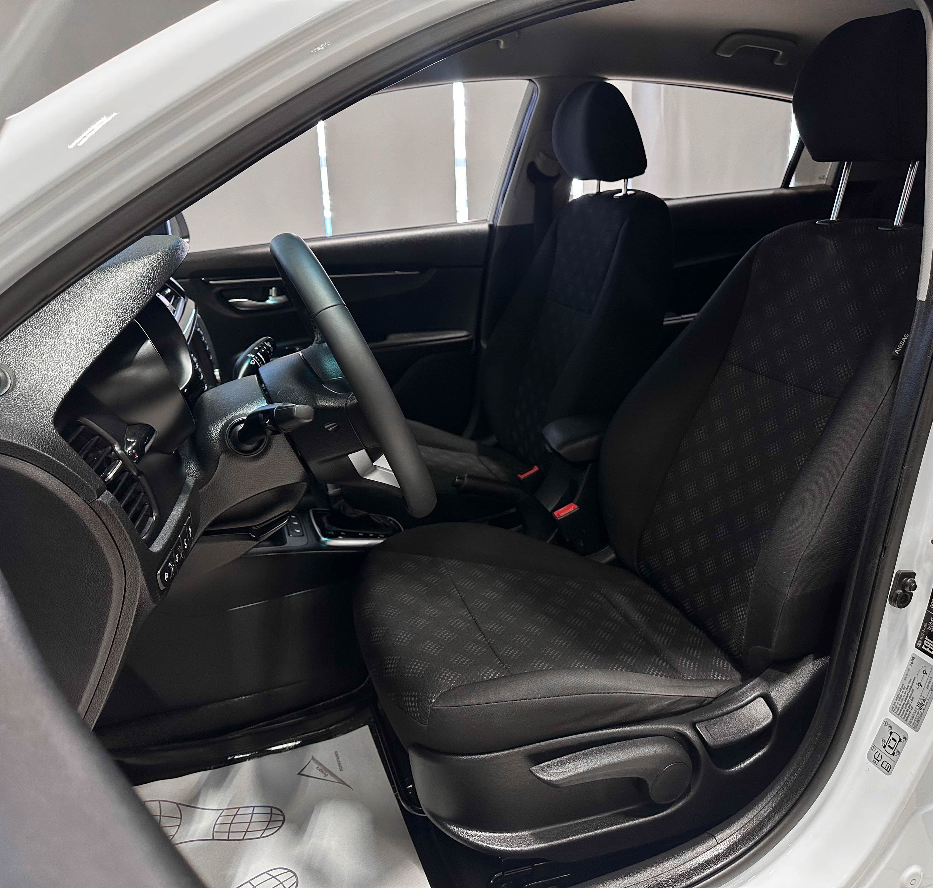 Kia Rio - фото 11