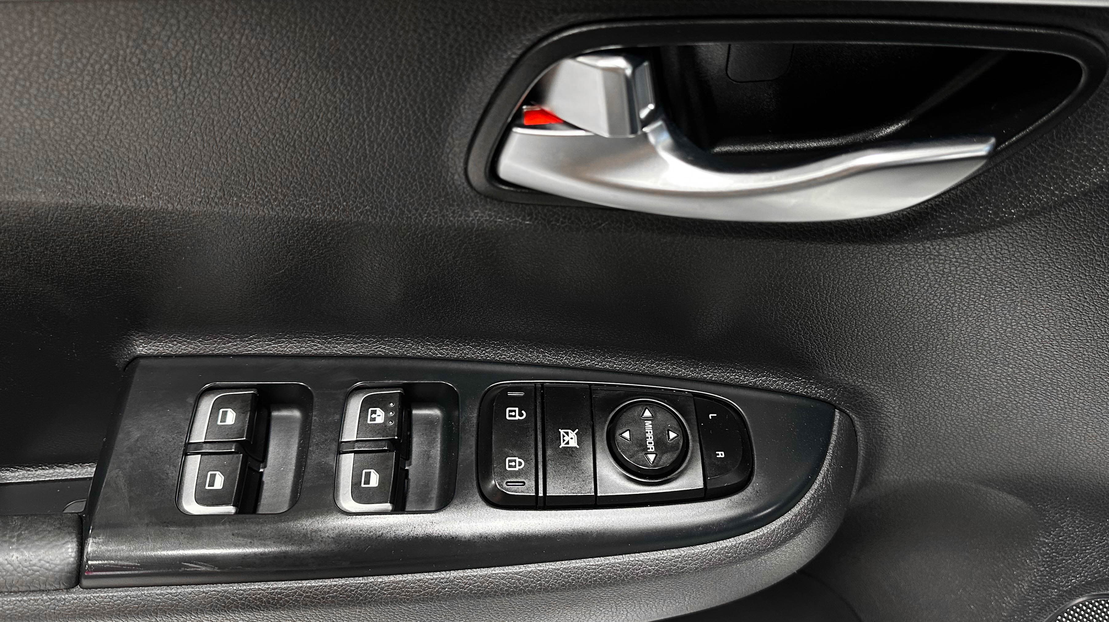 Kia Rio - фото 17