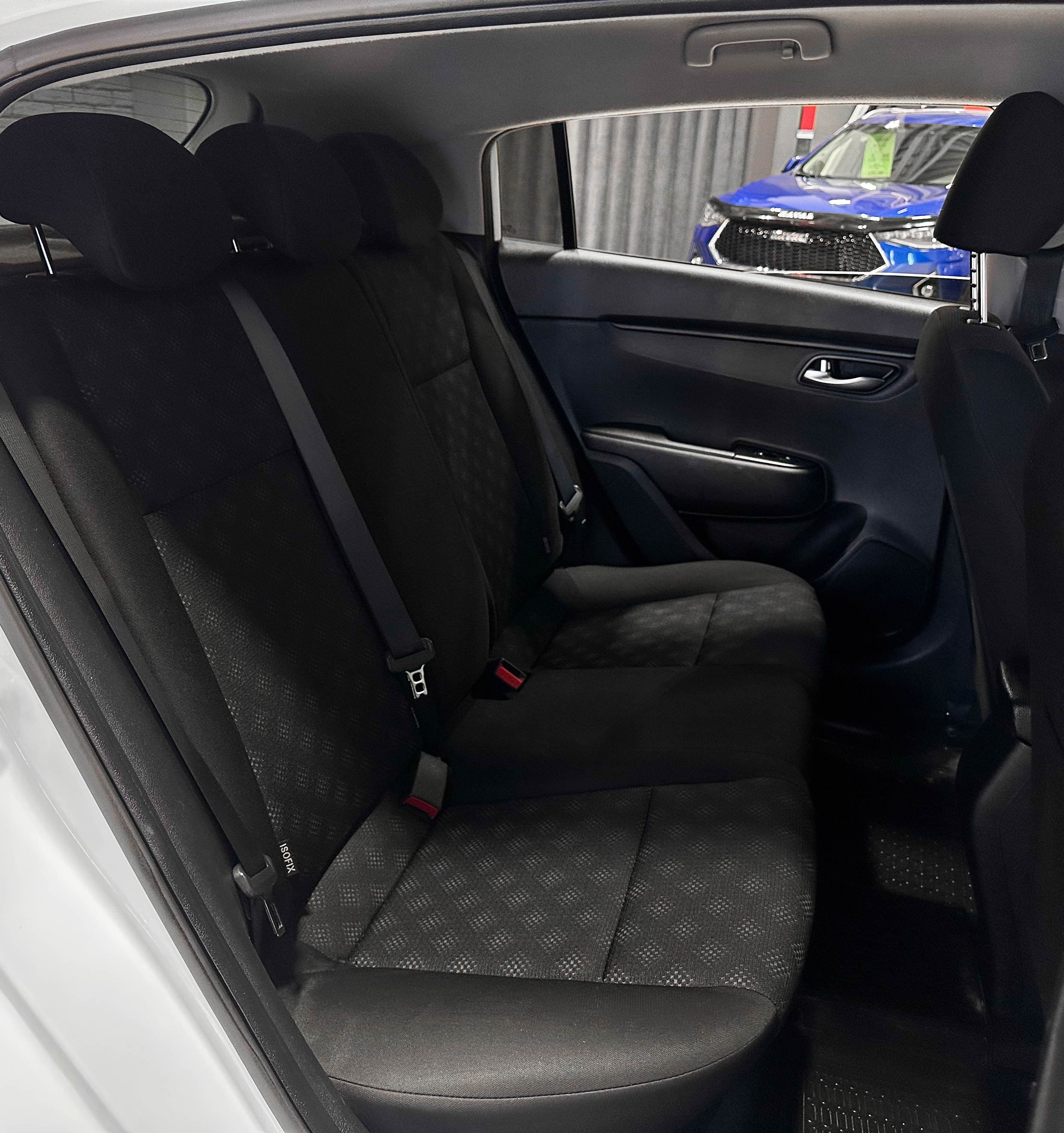 Kia Rio - фото 14