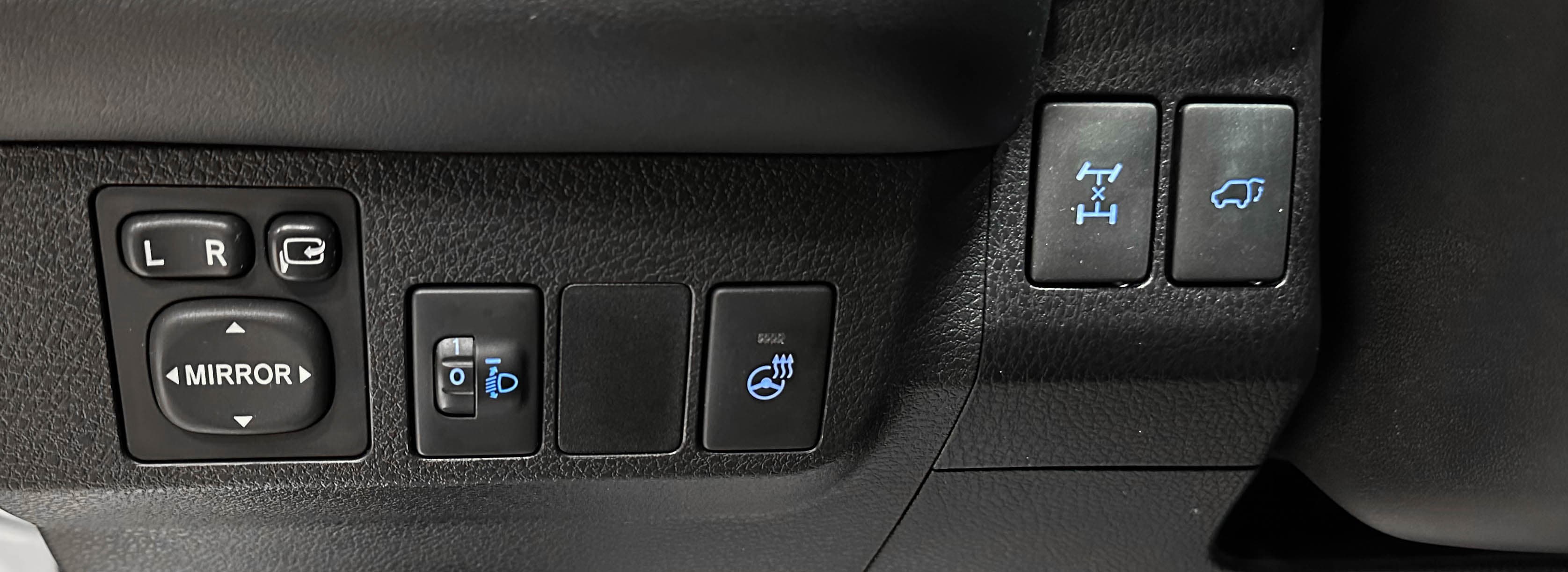 Toyota RAV4 - фото 15