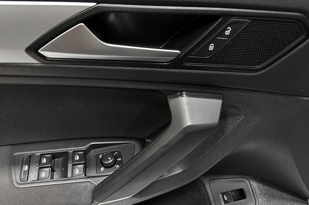 Volkswagen Tiguan - фото 17