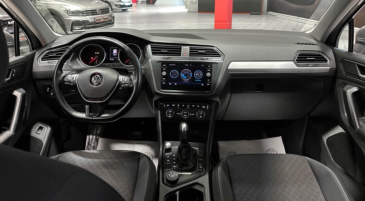 Volkswagen Tiguan - фото 27
