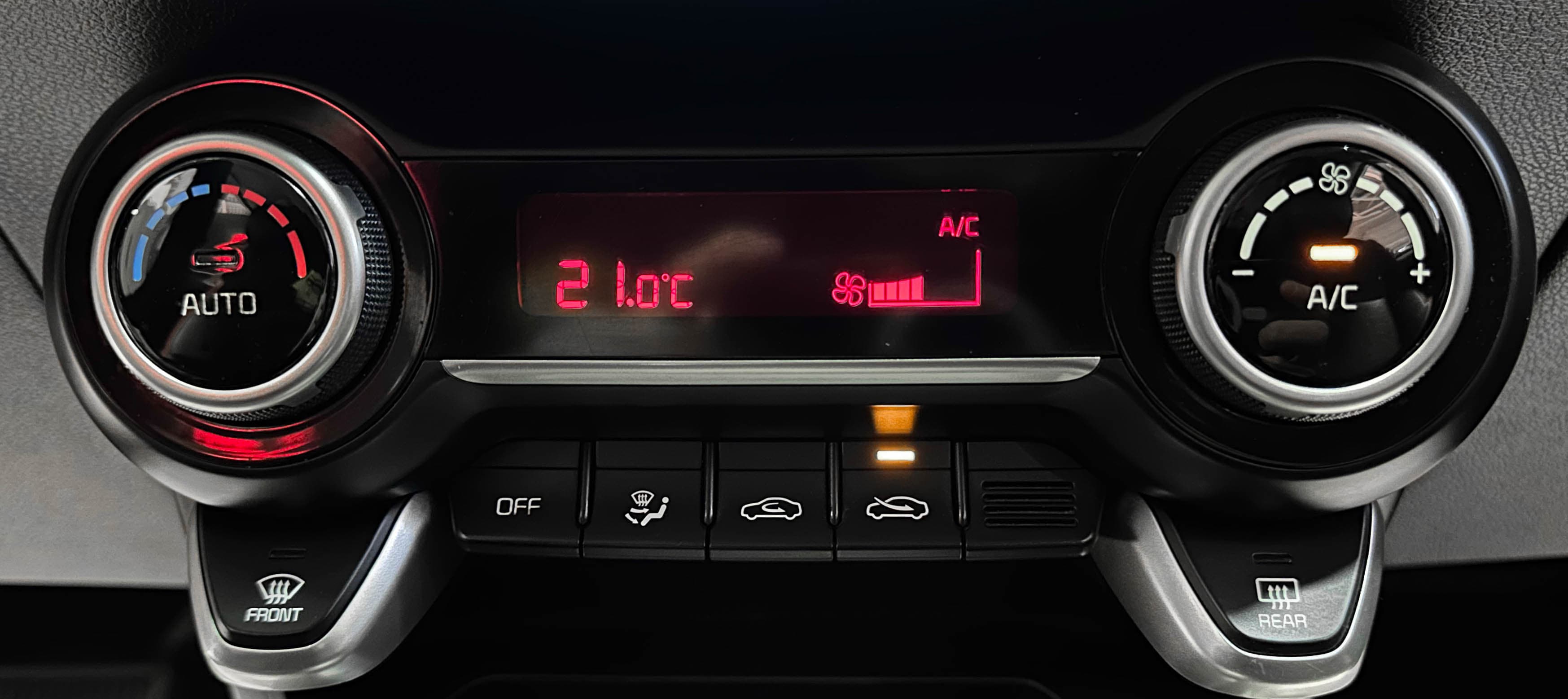 Kia Rio - фото 22