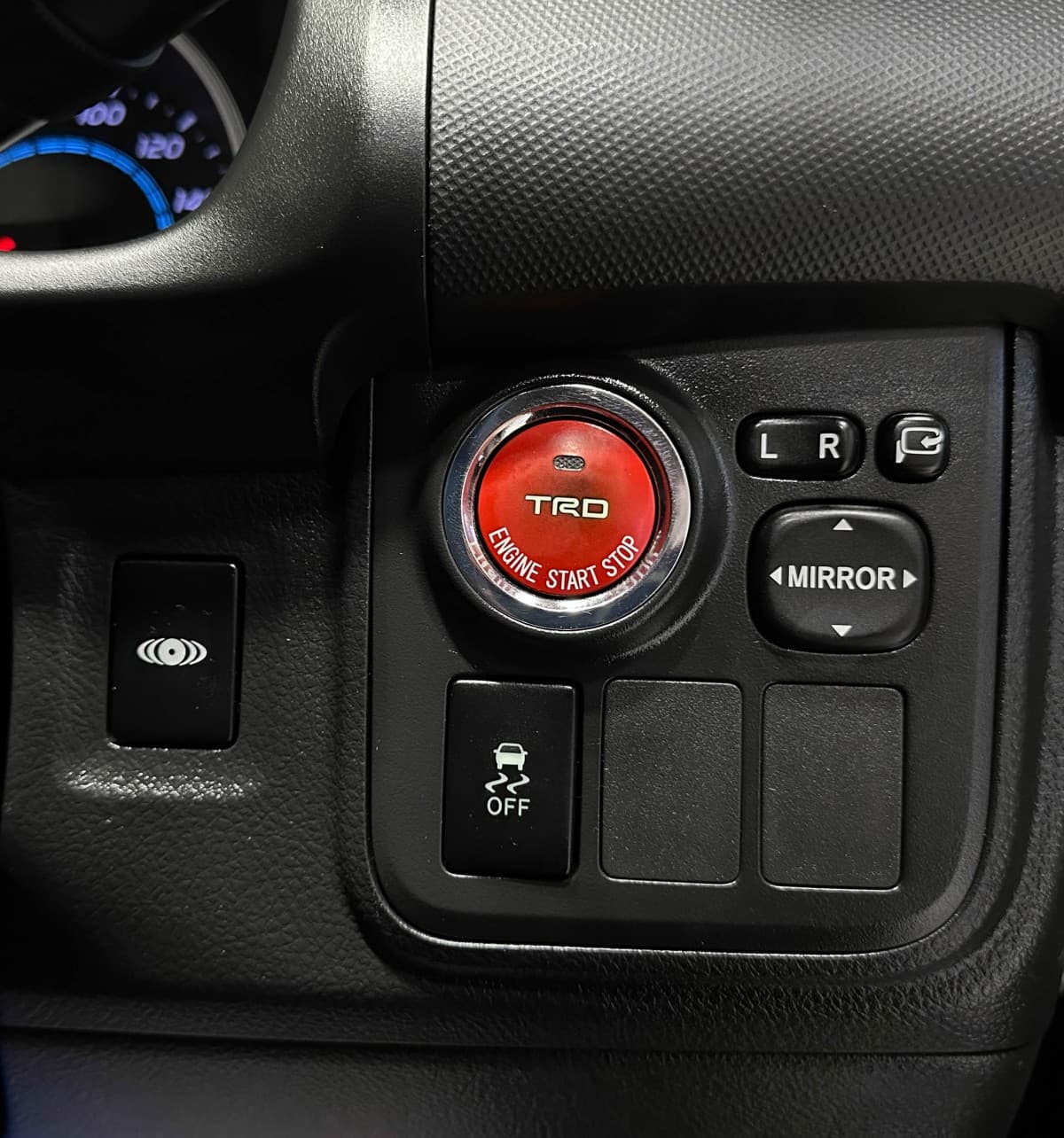 Toyota Wish - фото 19