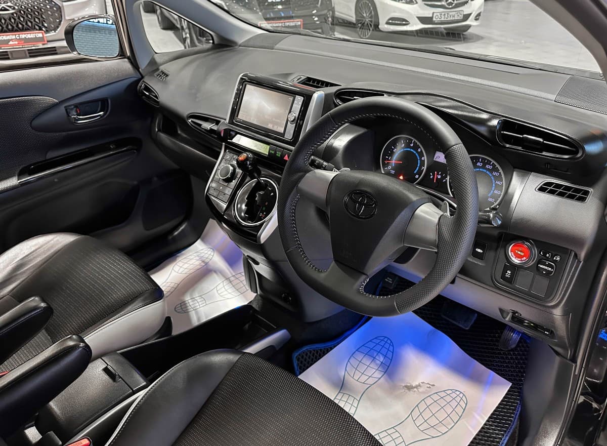 Toyota Wish - фото 10