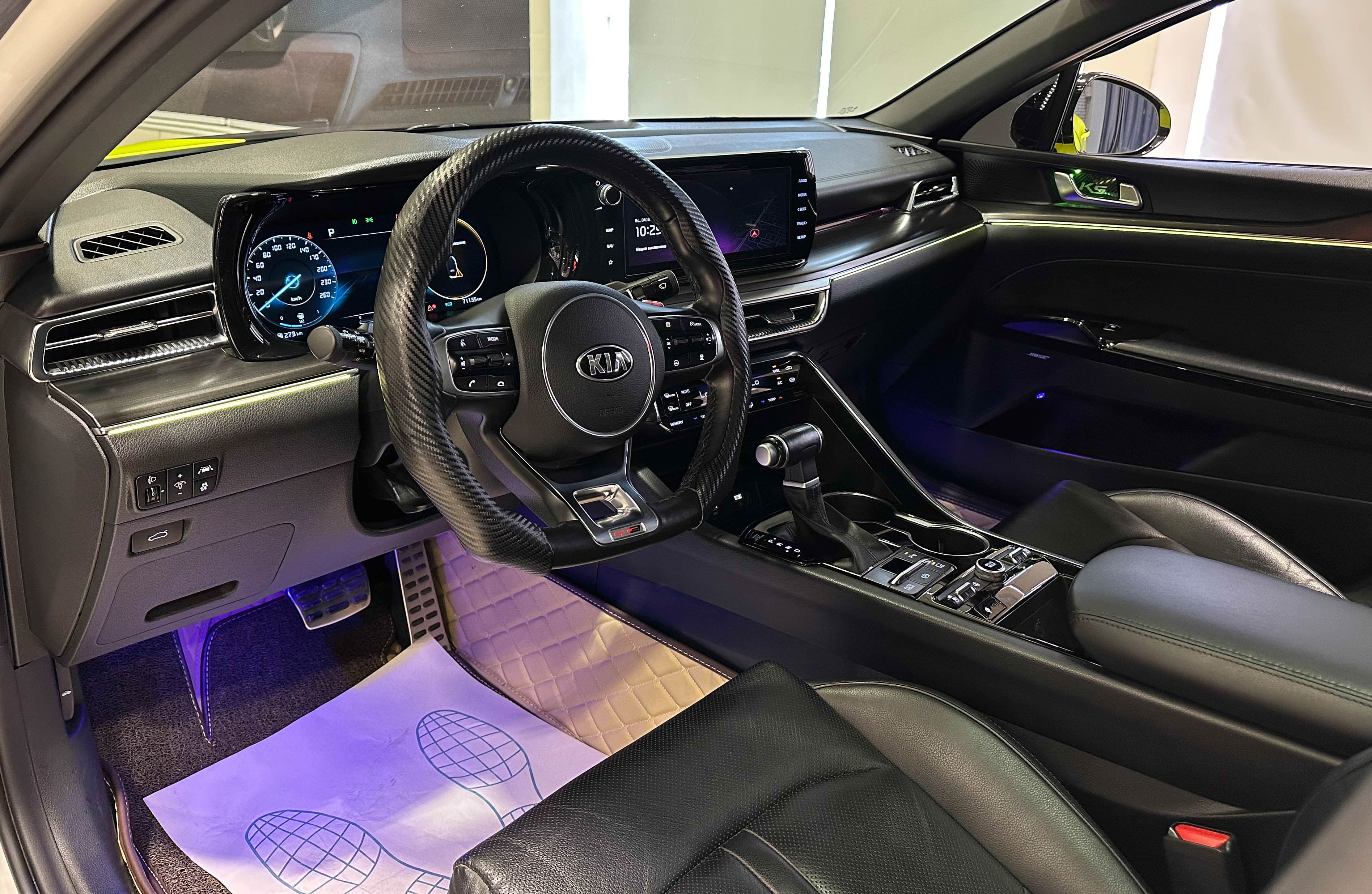 Kia K5 - фото 13