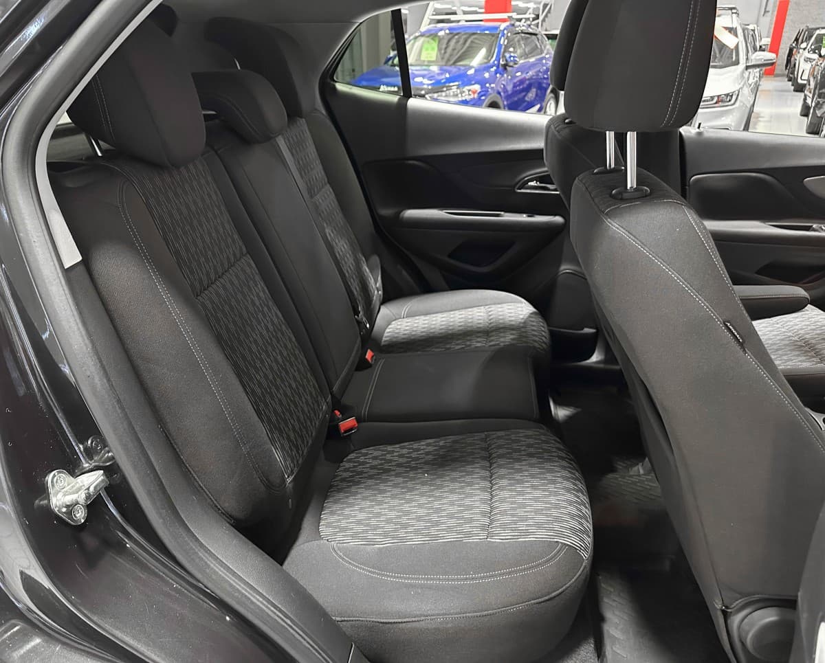Opel Mokka - фото 14