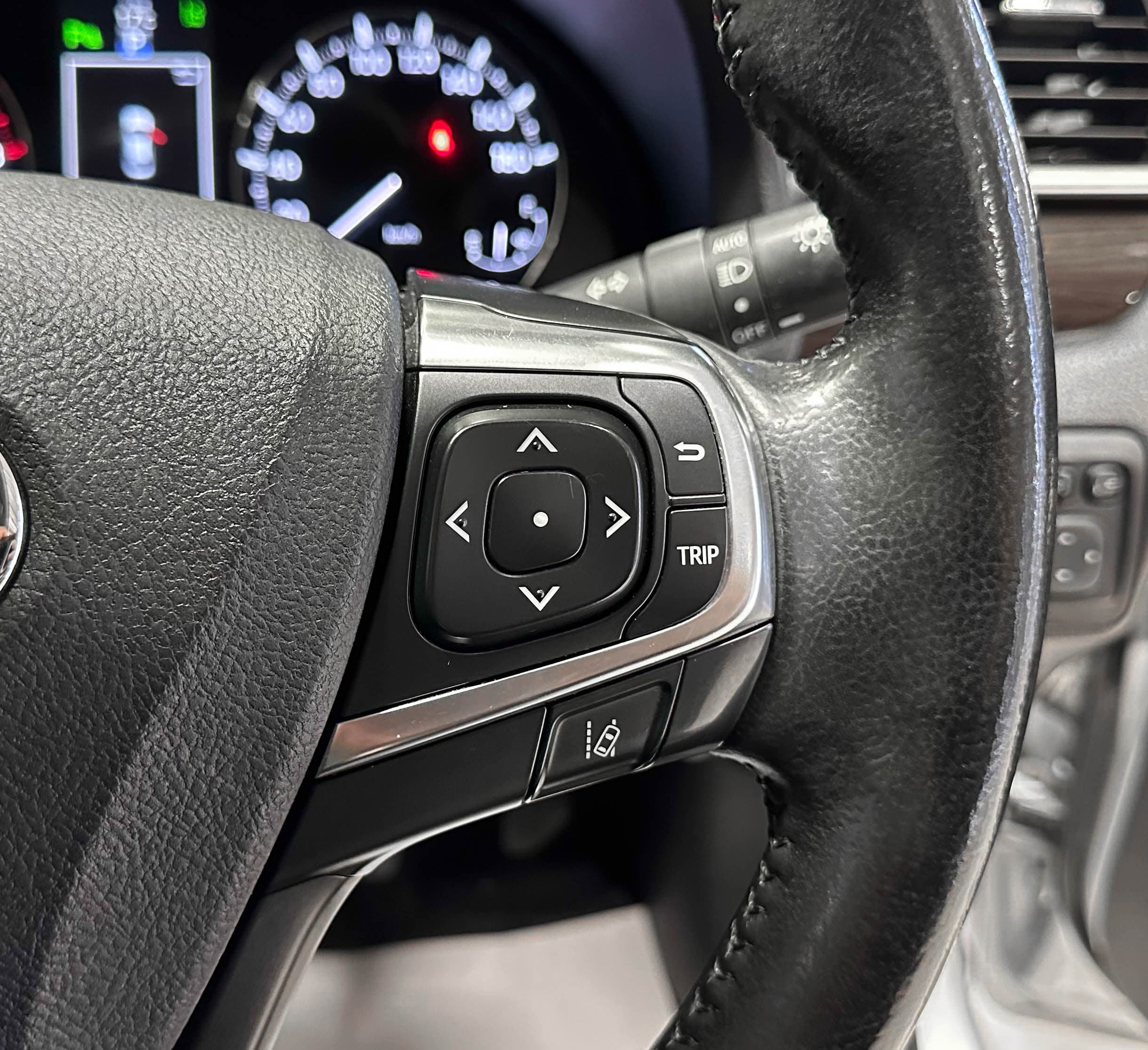 Toyota Allion - фото 20