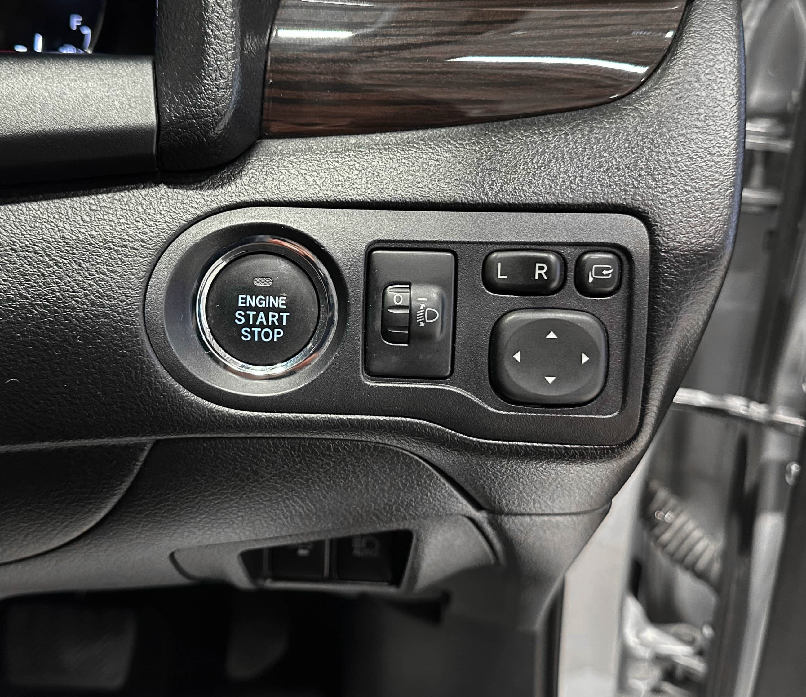 Toyota Allion - фото 18