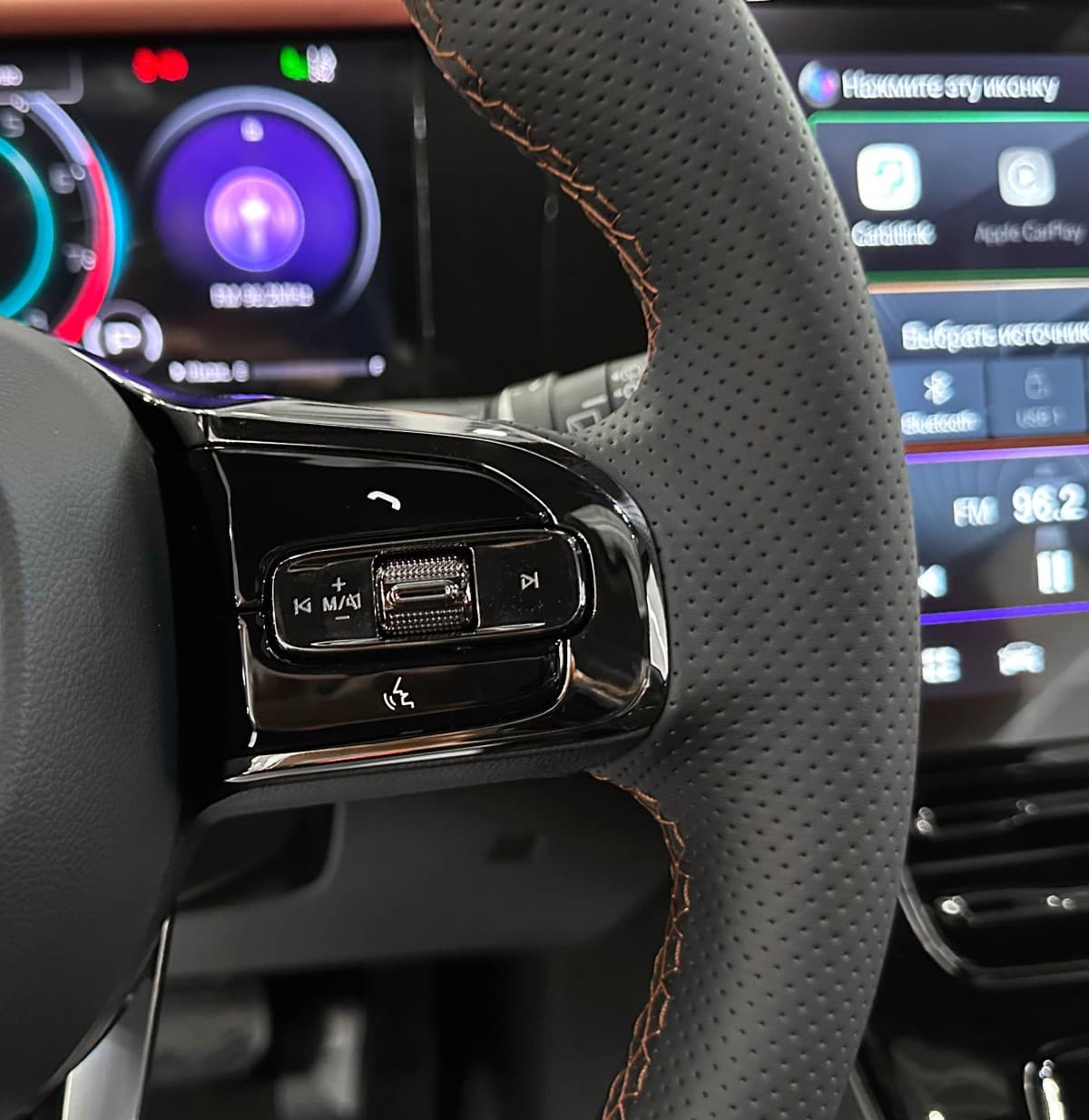 GAC Trumpchi M8 - фото 21