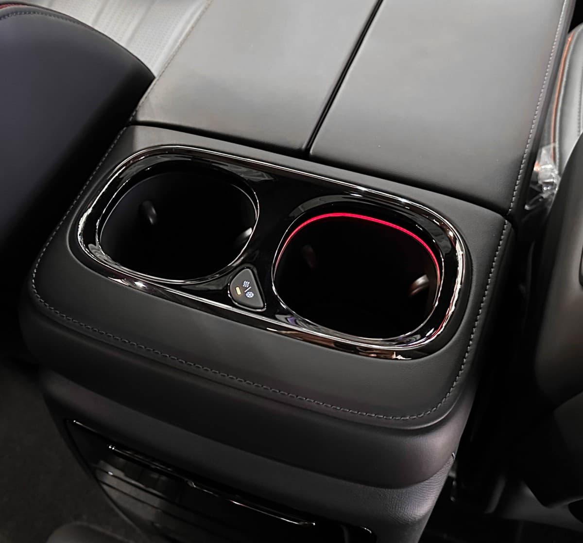 GAC Trumpchi M8 - фото 27