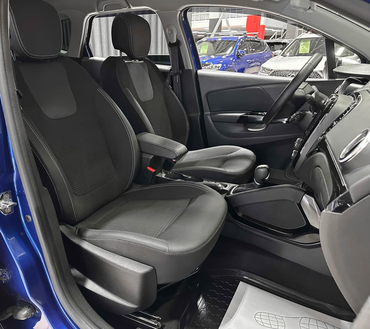 Renault Kaptur - фото 14