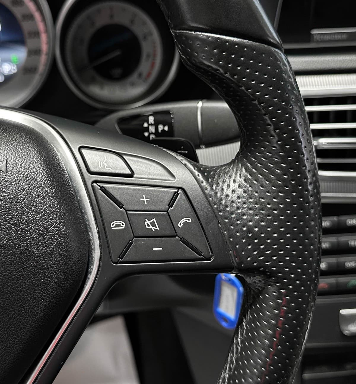 Mercedes-Benz E-Класс - фото 20
