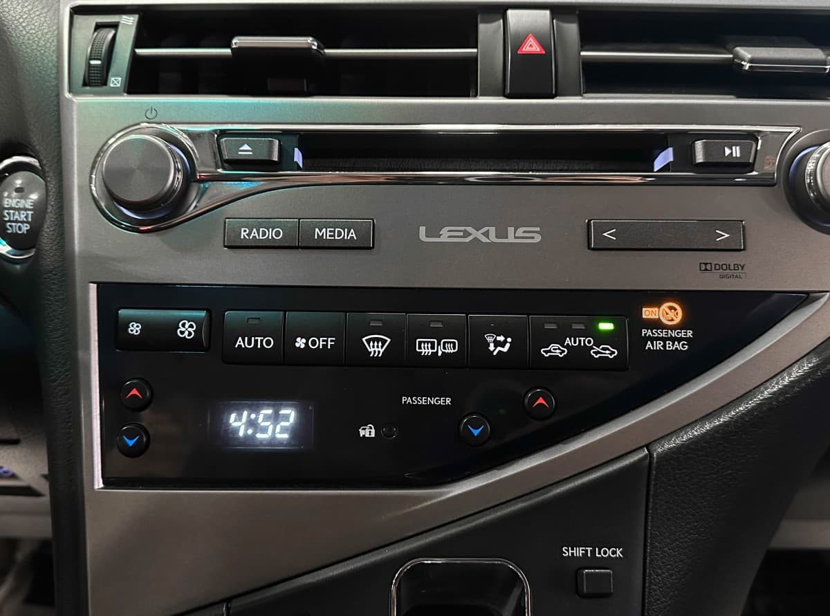 Lexus RX 350 - фото 24