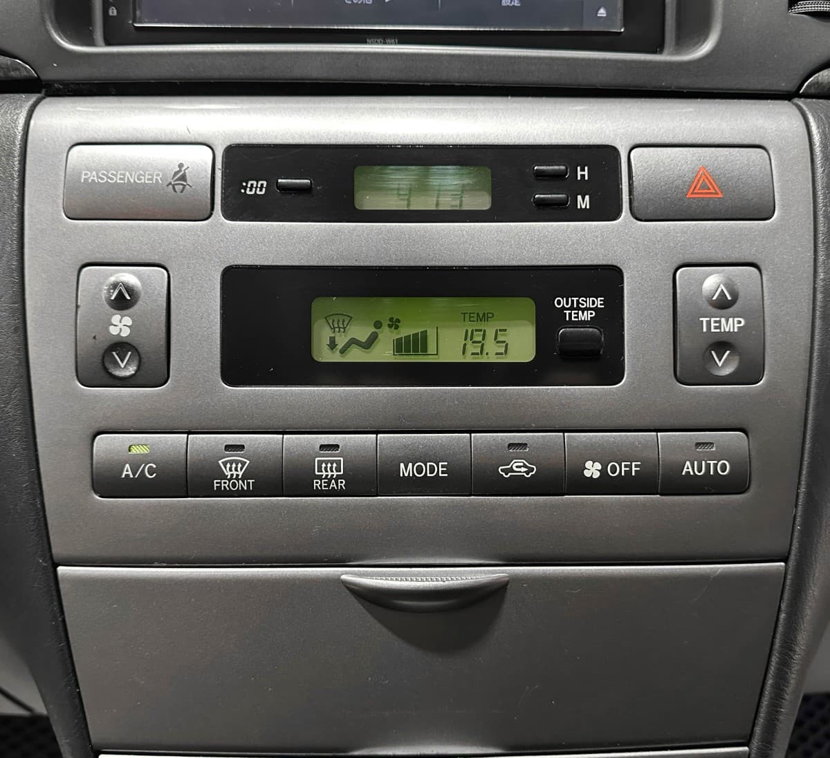 Toyota Corolla Fielder - фото 22