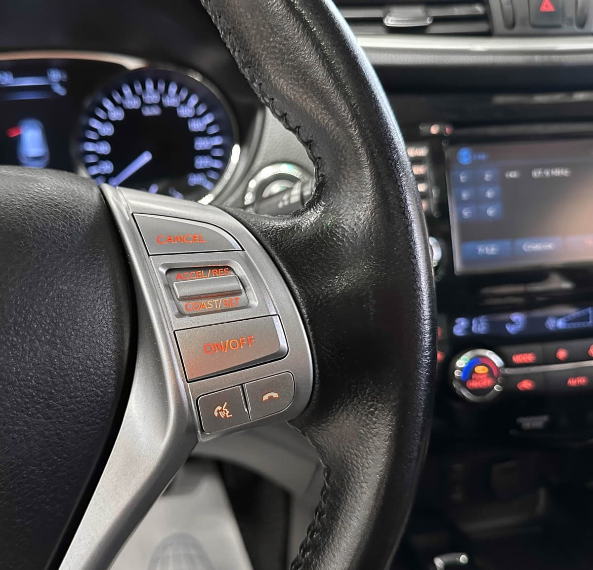 Nissan X-Trail - фото 22