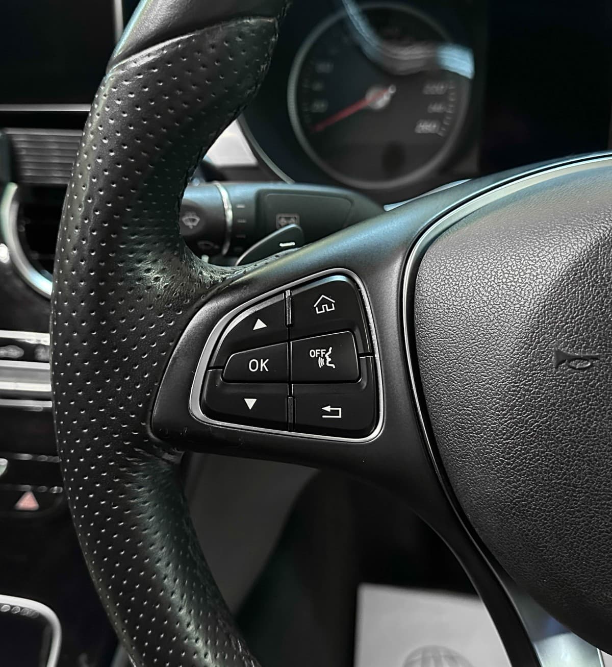 Mercedes-Benz C-Класс - фото 21