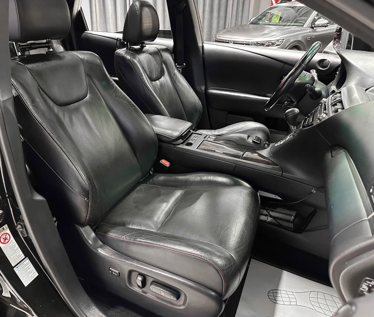 Lexus RX 350 - фото 15